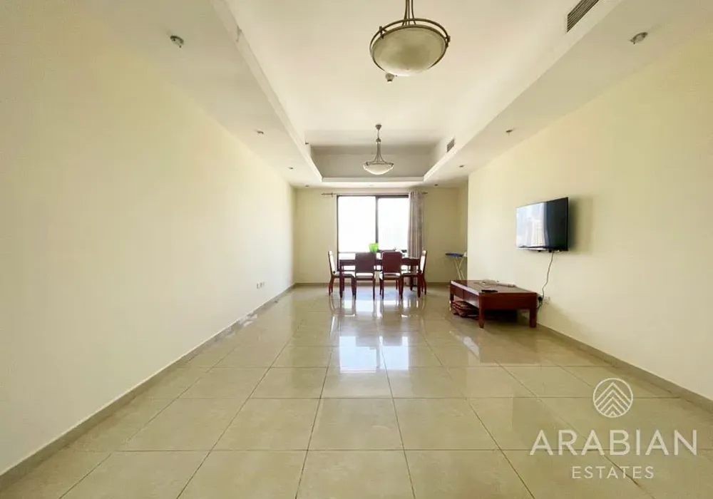 JLT Cluster R, Jumeirah Lake Towers, Dubai