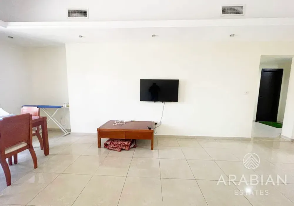 JLT Cluster R, Jumeirah Lake Towers, Dubai