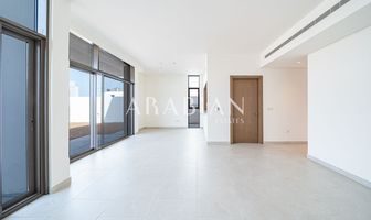 4 bedroom townhouse to rent - Arabian Estates