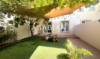 2 bedroom villa to rent - Arabian Estates