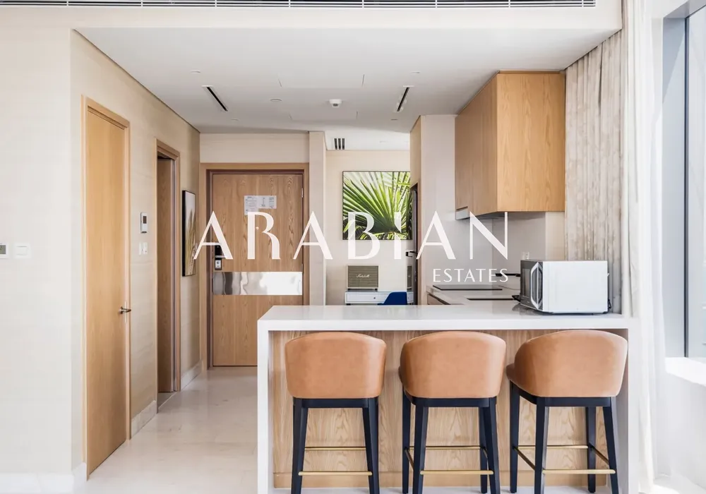 The Palm Tower, Palm Jumeirah, Dubai