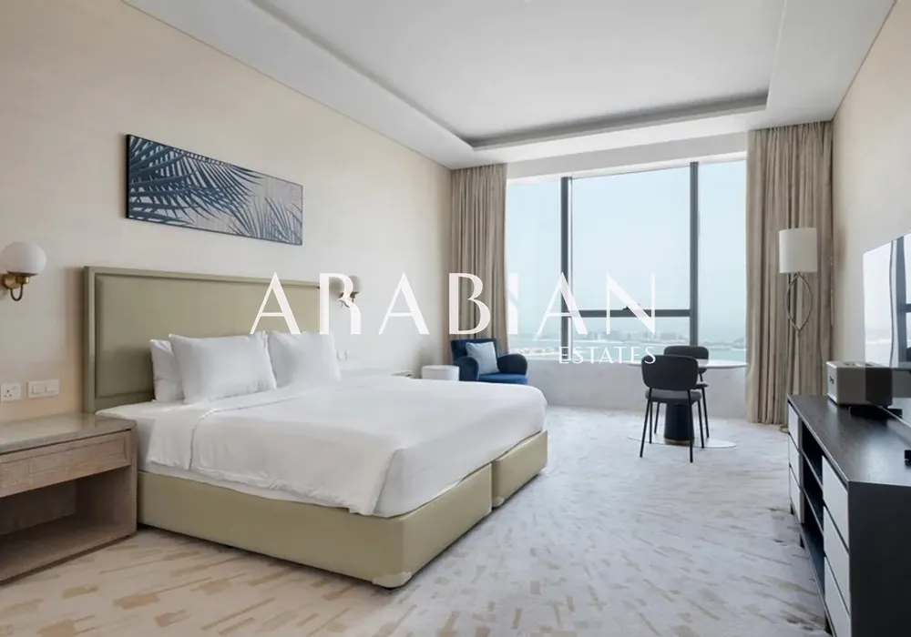 The Palm Tower, Palm Jumeirah, Dubai